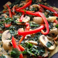 Spinach with Mushrooms and Red Peppers